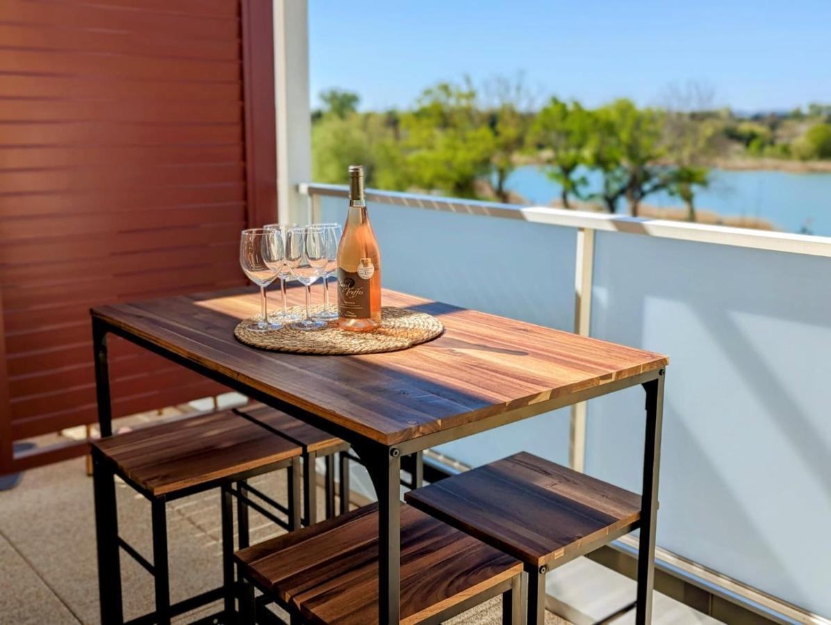 Lakeside Provence - Appartement 4 Etoiles Face Au Lac De Monteux Exteriér fotografie