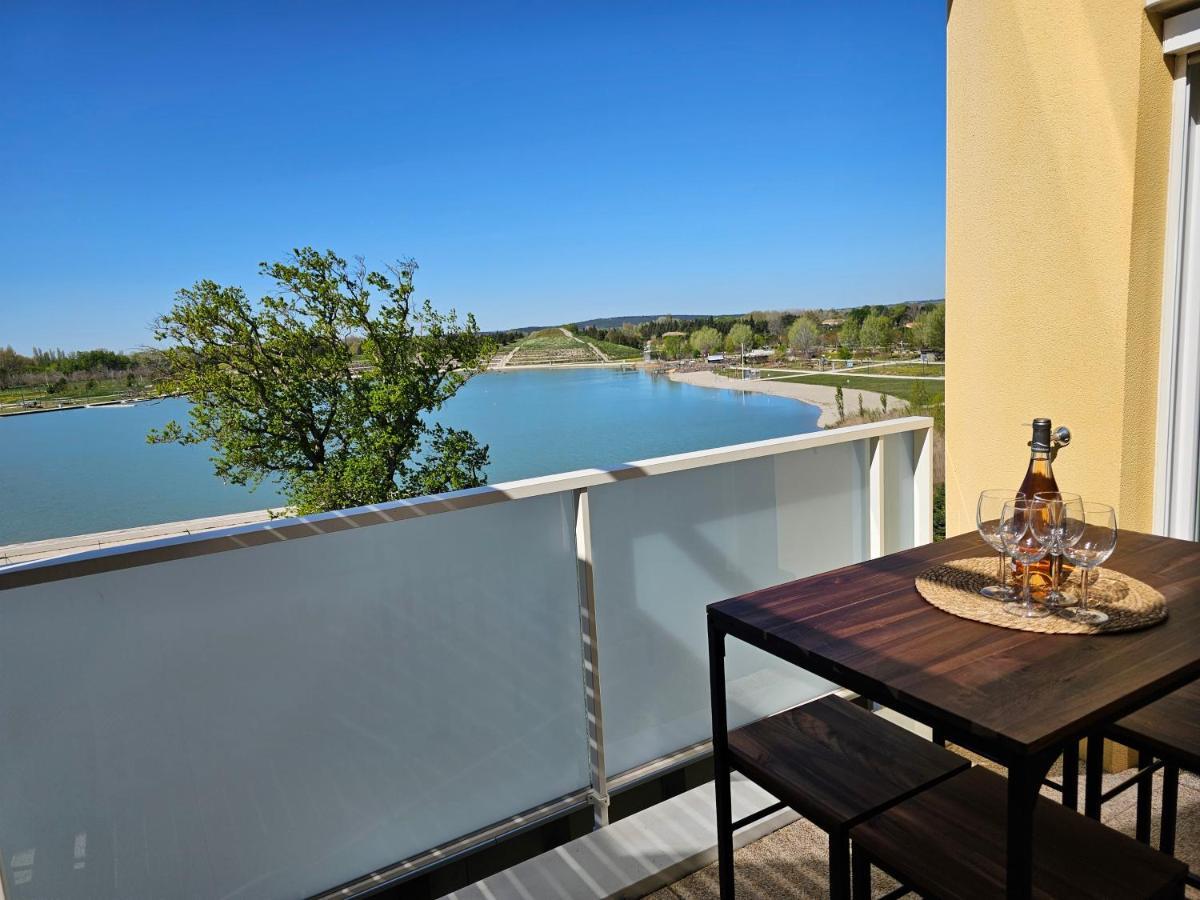 Lakeside Provence - Appartement 4 Etoiles Face Au Lac De Monteux Exteriér fotografie