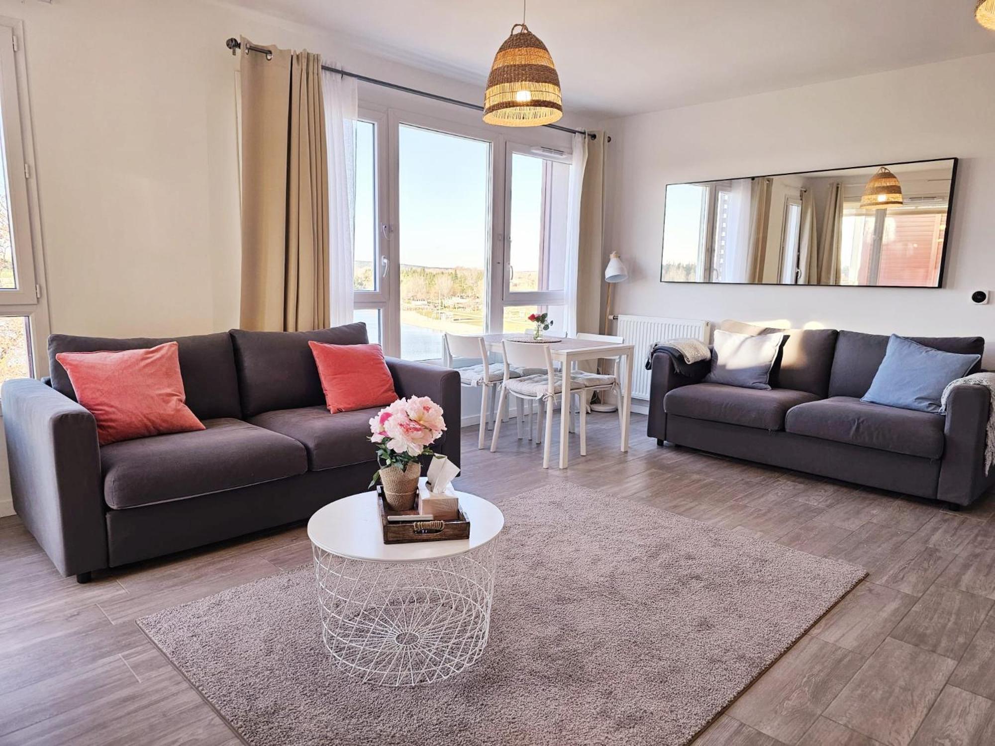 Lakeside Provence - Appartement 4 Etoiles Face Au Lac De Monteux Exteriér fotografie