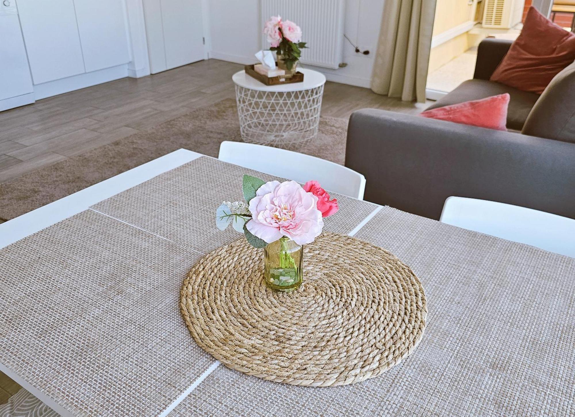 Lakeside Provence - Appartement 4 Etoiles Face Au Lac De Monteux Exteriér fotografie